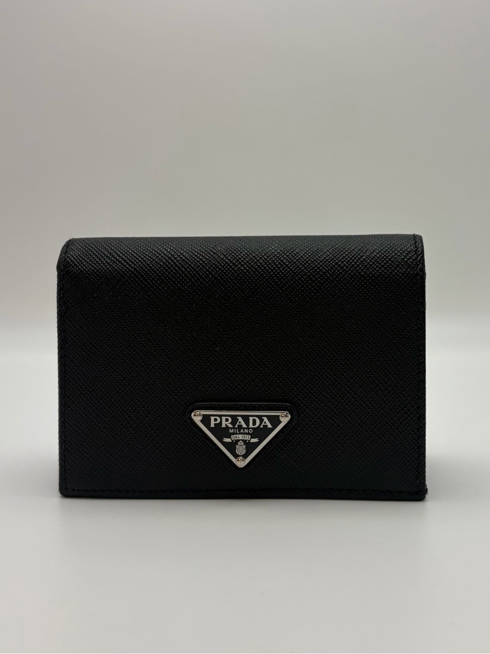 EUC Prada Small Saffiano Leather Wallet